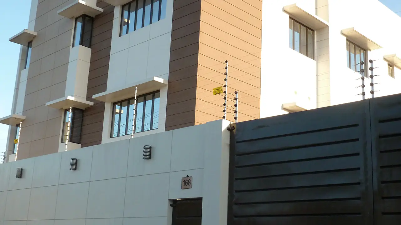 Commercial ProFence project 7